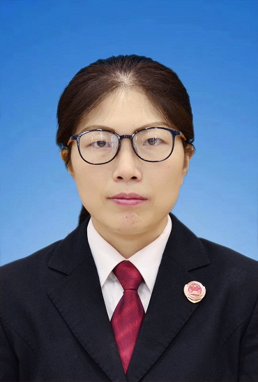 达州市达川区人民检察院检委会专职委员 杨娟
